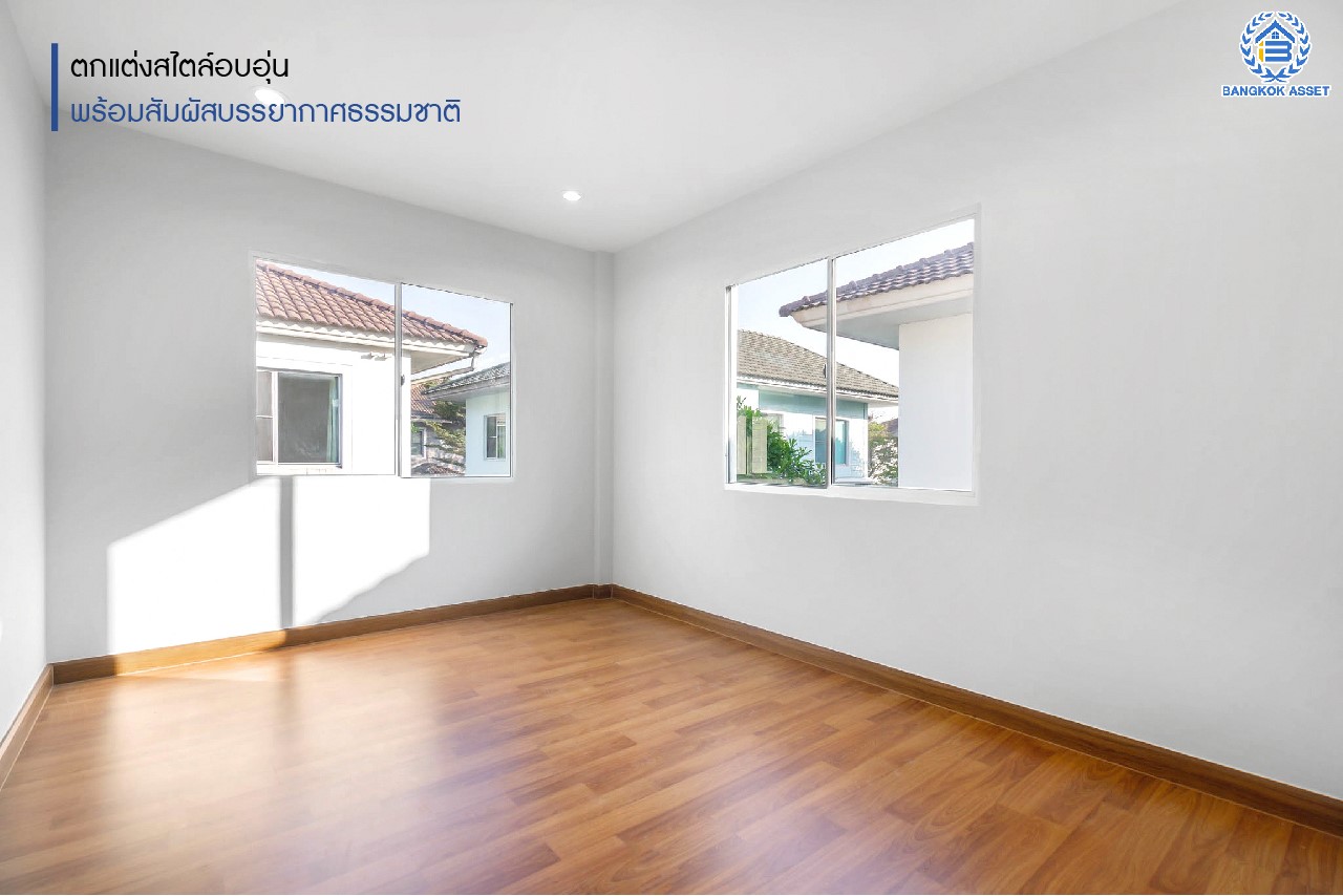 บ้านมือสองตกแต่งใหม่ ม.มัณฑนา ปิ่นเกล้า-พระราม5 แบรนด์ LH บรรยากาศเงียบเป็นส่วนตัว บนเนื้อที่ 59.4 ตร.ว. ฟังก์ชัน 4 ห้องนอน 3 ห้องน้ำ 2 ที่จอดรถ Facilities ครบครัน! บนทำเลเดินทางสะดวก หน้าโครงการติดถนนนครอินทร์ ใกล้วงเวียนพระราม5 และจุดขึ้นทางด่วน "ศรีรัช"